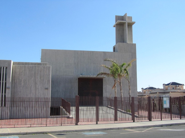 The church of Cristo Resucitado, Villa Piedra La Zenia