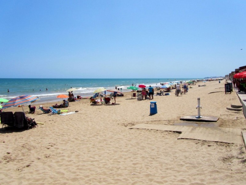 Playa Babilonia / Platja de la Babilònia in Guardamar del Segura