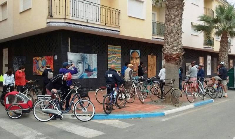 November 16 Free bike tour of urban street art in Los Alcazares