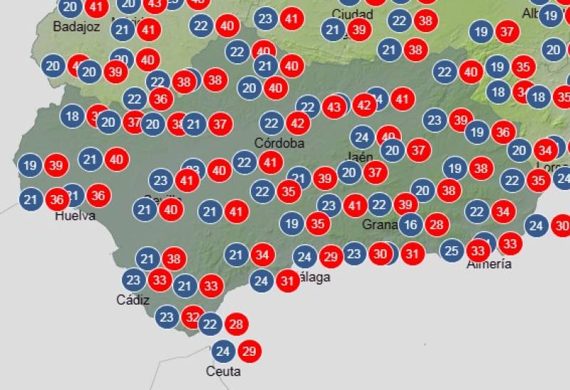 Andalucía weekend weather forecast Aug 7-10: Hot with possible storms and strong coastal winds
