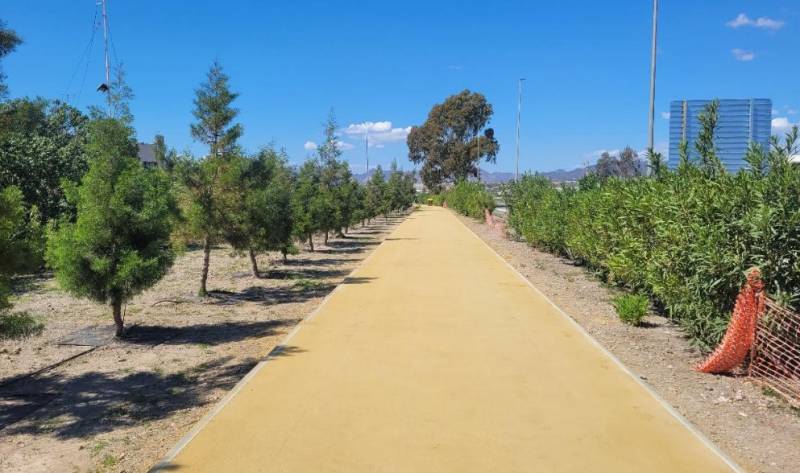 Águilas opens new running path in a boost to walking and hiking tourism