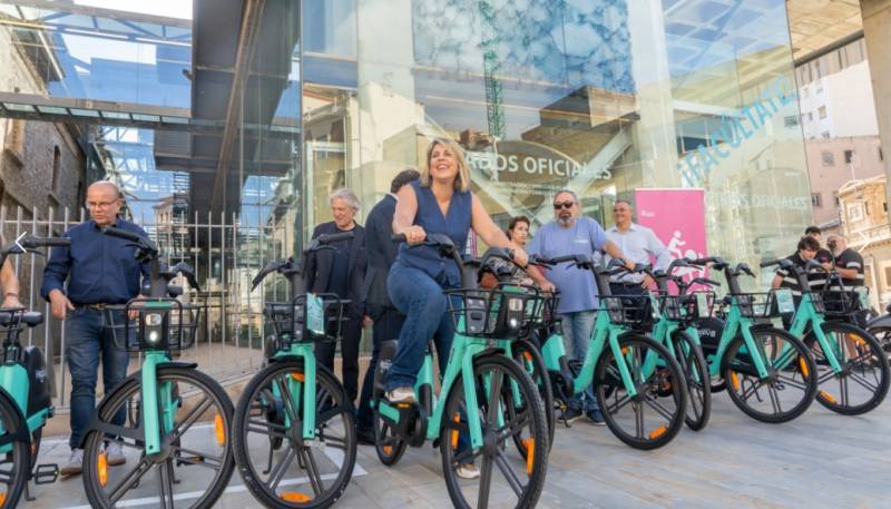 Cartagena's new electric bike scheme is heading to the coast this summer