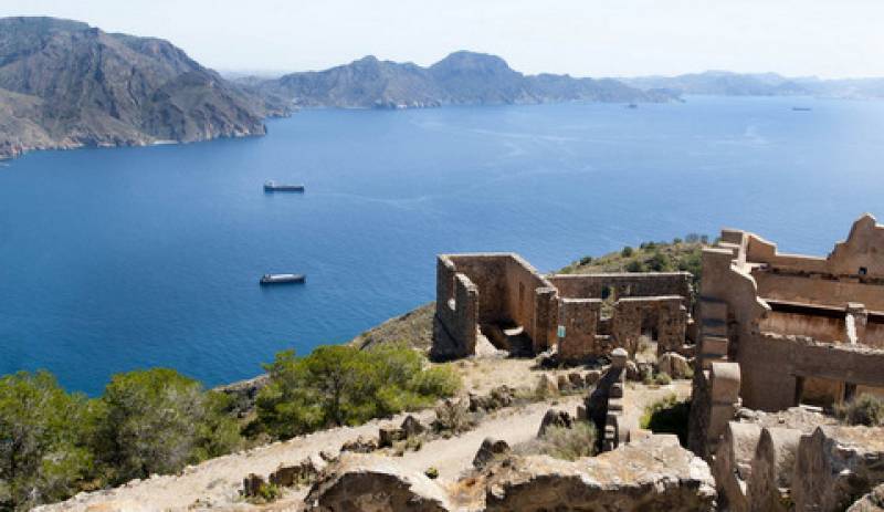 July 14 Free guided hike around the Castillitos gun batteries of Cabo Tiñoso