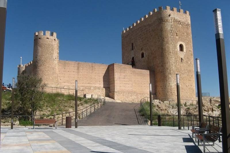Preliminary research under way for the restoration of parts of Jumilla castle
